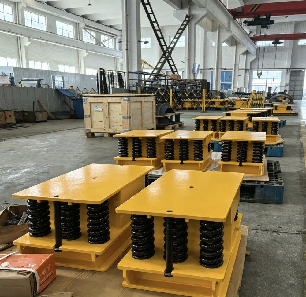 Spring damping isolator